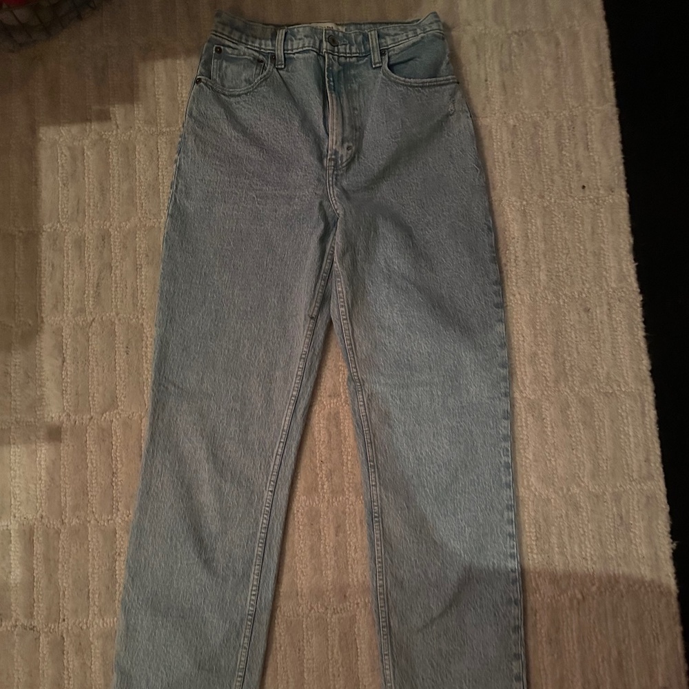 Abercrombie women jeans